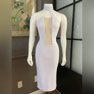 Ellaé Lisqué dress